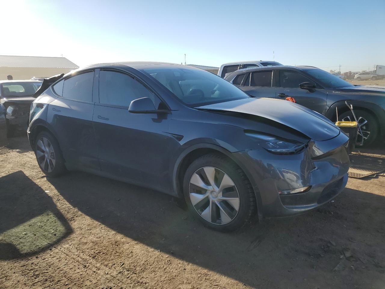 Photo 3 VIN: 7SAYGAEE8PF645552 - TESLA MODEL Y 