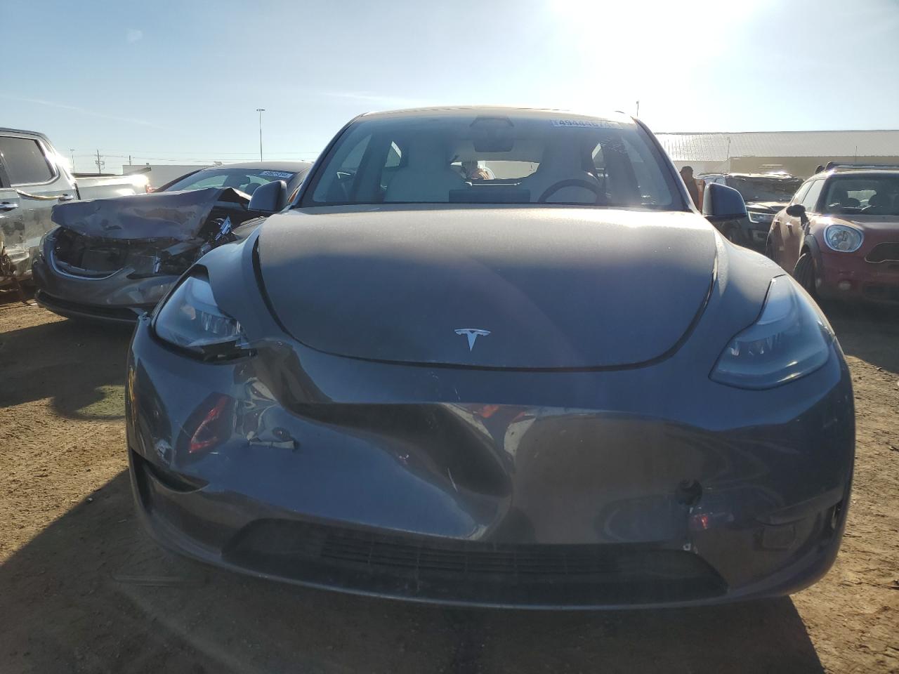 Photo 4 VIN: 7SAYGAEE8PF645552 - TESLA MODEL Y 