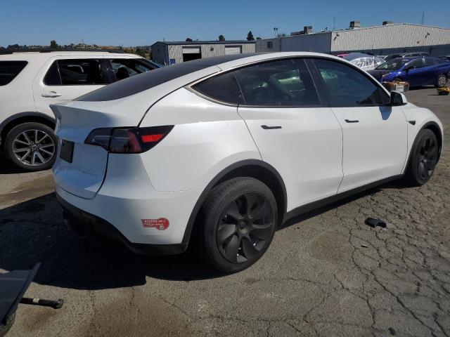 Photo 2 VIN: 7SAYGAEE8RF048811 - TESLA MODEL Y 