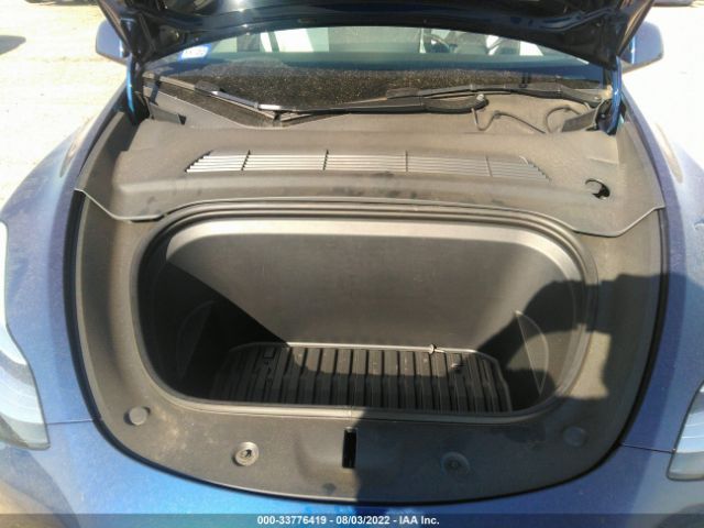 Photo 9 VIN: 7SAYGAEE9NF315609 - TESLA MODEL Y 