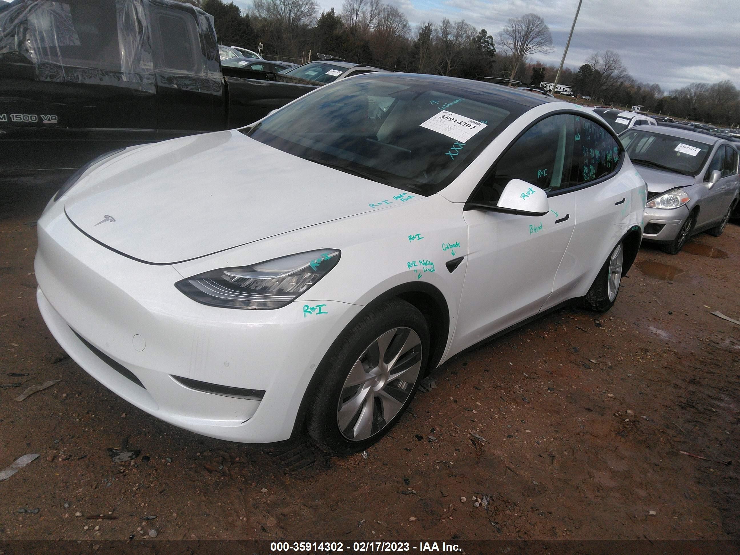 Photo 1 VIN: 7SAYGAEE9NF339750 - TESLA MODEL Y 