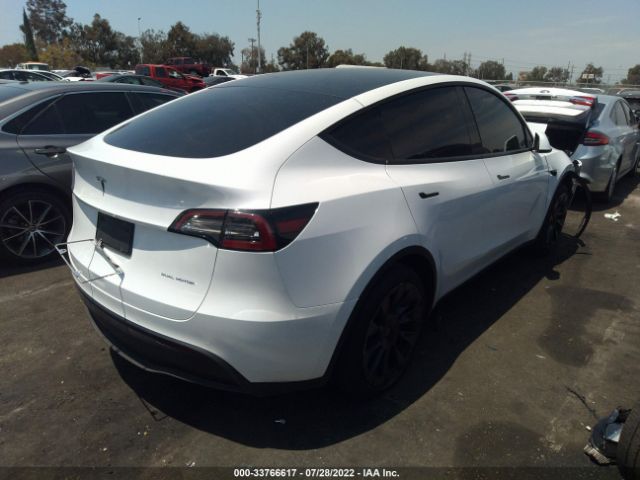 Photo 3 VIN: 7SAYGAEE9NF349601 - TESLA MODEL Y 