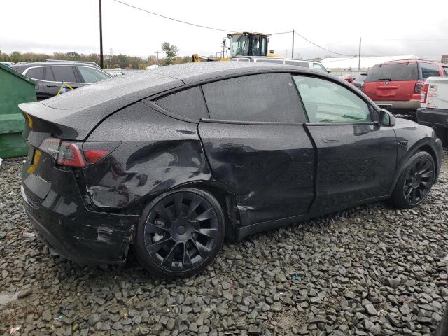 Photo 2 VIN: 7SAYGAEE9NF466949 - TESLA MODEL Y 