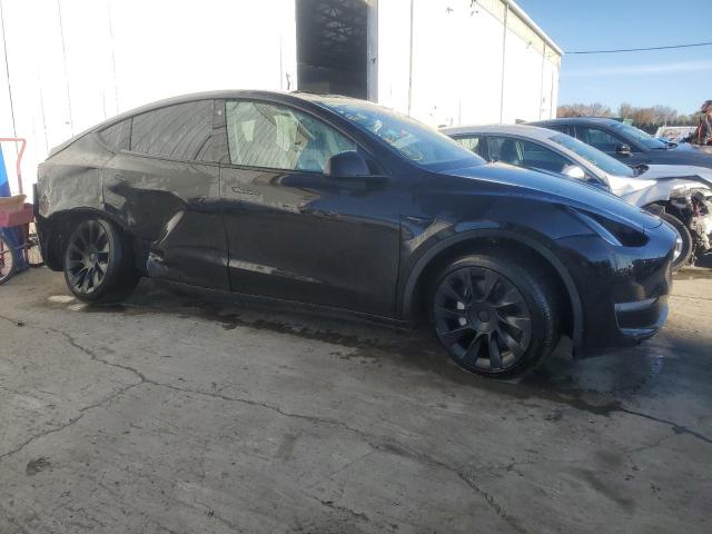 Photo 3 VIN: 7SAYGAEE9NF466949 - TESLA MODEL Y 