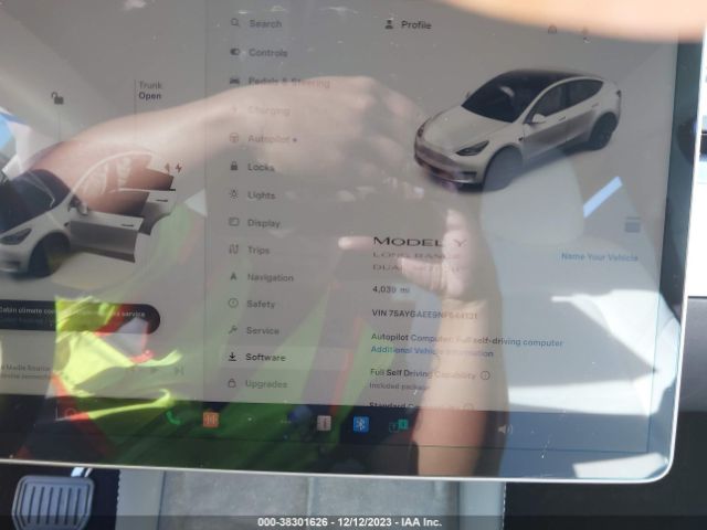 Photo 6 VIN: 7SAYGAEE9NF544131 - TESLA MODEL Y 