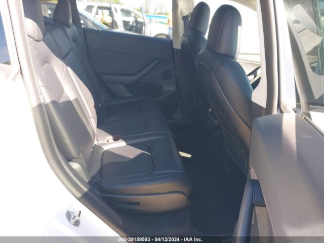 Photo 7 VIN: 7SAYGAEE9PF592327 - TESLA MODEL Y 