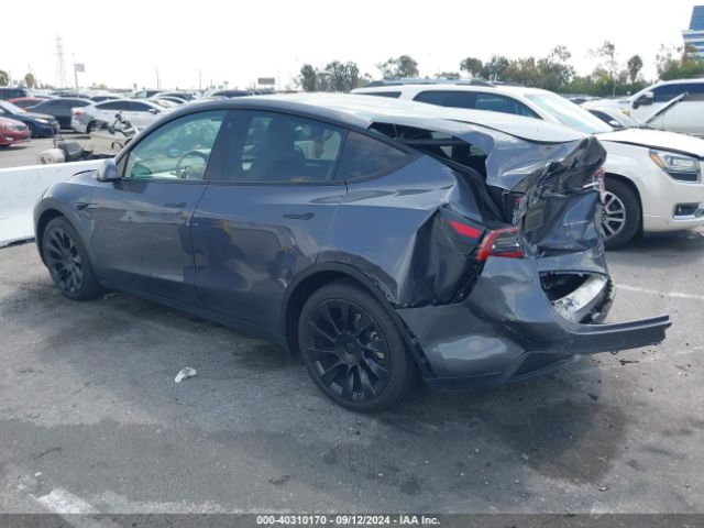 Photo 2 VIN: 7SAYGAEE9PF641638 - TESLA MODEL Y 