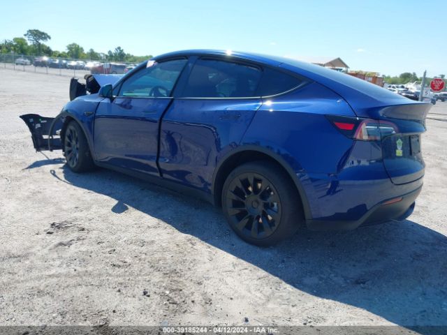 Photo 2 VIN: 7SAYGAEE9PF769412 - TESLA MODEL Y 