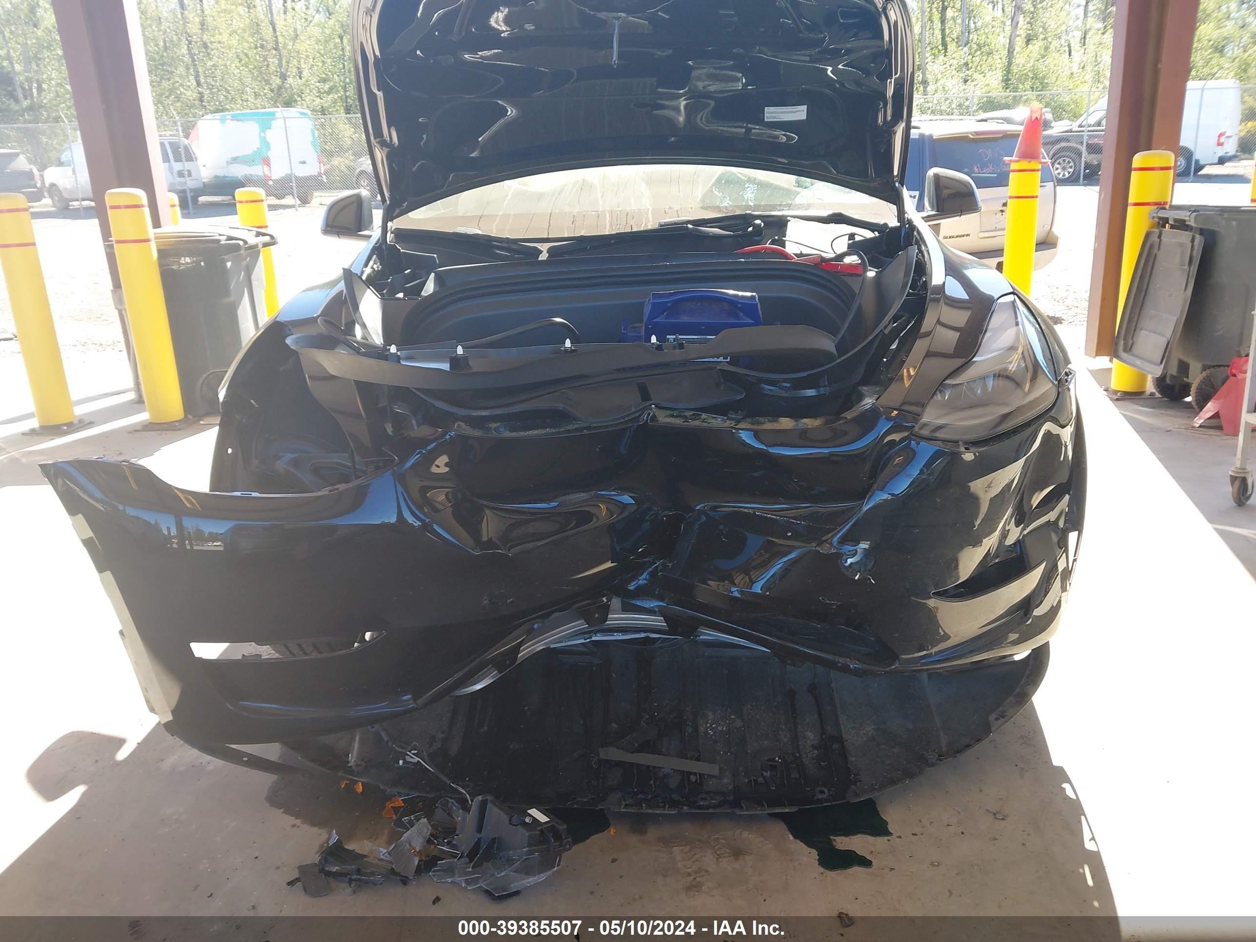 Photo 12 VIN: 7SAYGAEE9RF981360 - TESLA MODEL Y 