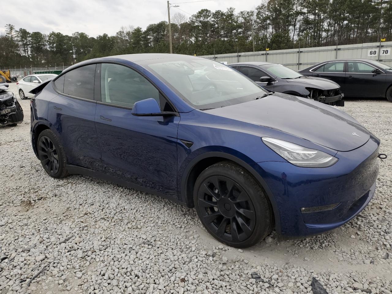 Photo 4 VIN: 7SAYGAEEXNF429277 - TESLA MODEL Y 