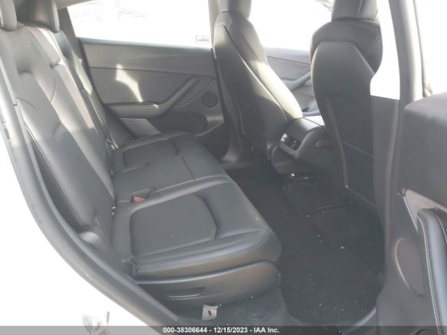 Photo 7 VIN: 7SAYGAEEXNF514622 - TESLA MODEL Y 