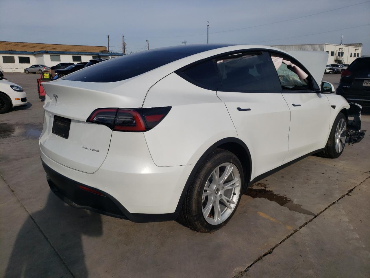 Photo 2 VIN: 7SAYGAEEXNF519092 - TESLA MODEL Y 