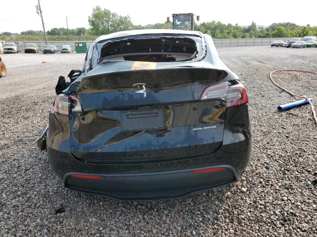 Photo 5 VIN: 7SAYGAEEXPF663860 - TESLA MODEL Y 