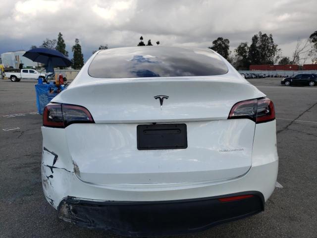 Photo 5 VIN: 7SAYGAEEXPF698382 - TESLA MODEL Y 