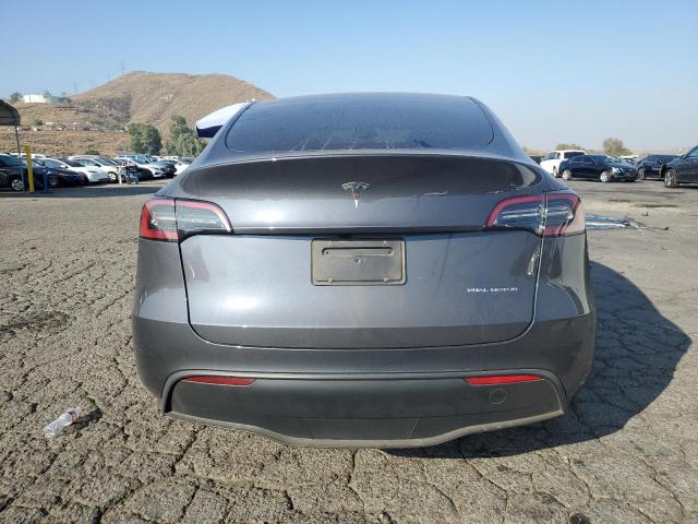 Photo 5 VIN: 7SAYGAEEXPF978156 - TESLA MODEL Y 