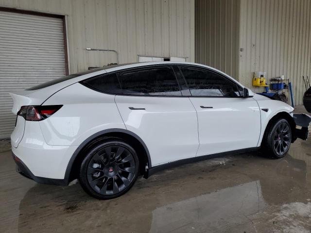 Photo 2 VIN: 7SAYGDED0RF034717 - TESLA MODEL Y 