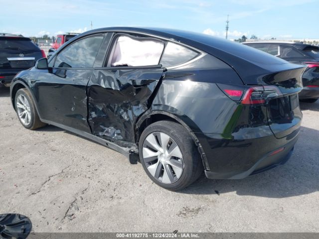 Photo 2 VIN: 7SAYGDED1RF042230 - TESLA MODEL Y 