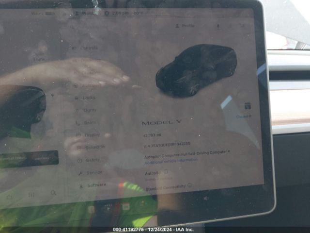 Photo 6 VIN: 7SAYGDED1RF042230 - TESLA MODEL Y 