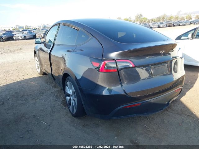 Photo 2 VIN: 7SAYGDED1RF050277 - TESLA MODEL Y 