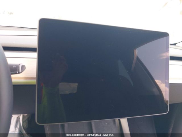 Photo 6 VIN: 7SAYGDED1RF052031 - TESLA MODEL Y 