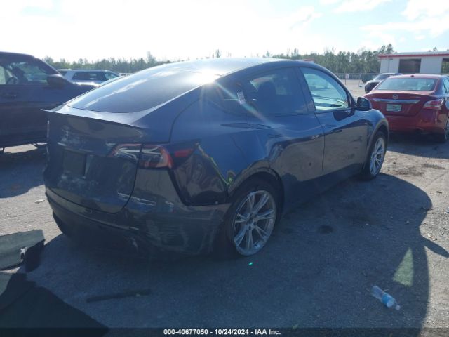 Photo 3 VIN: 7SAYGDED2PF947136 - TESLA MODEL Y 