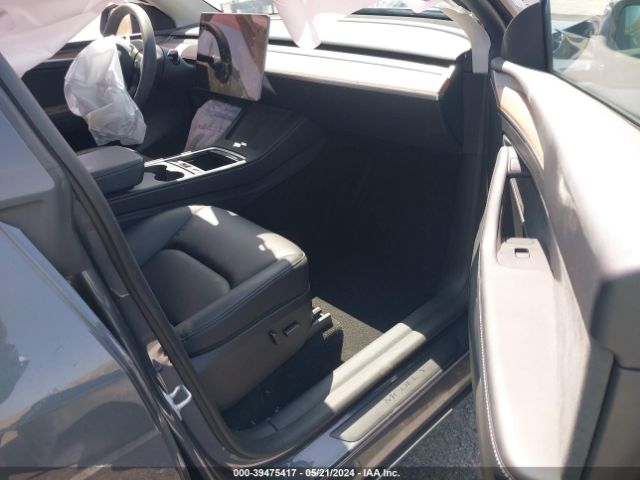 Photo 4 VIN: 7SAYGDED2PF958797 - TESLA MODEL Y 