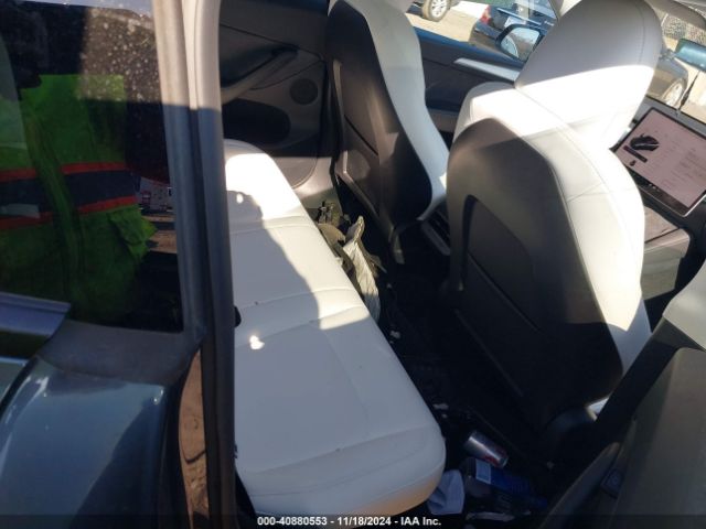 Photo 7 VIN: 7SAYGDED3PF958047 - TESLA MODEL Y 