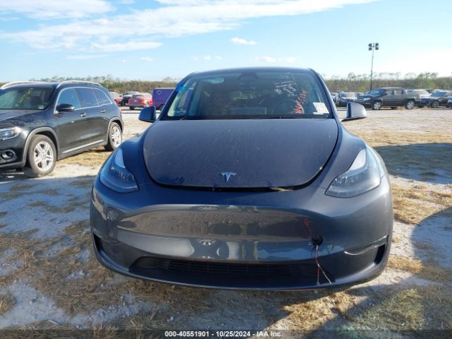 Photo 5 VIN: 7SAYGDED3PF963961 - TESLA MODEL Y 