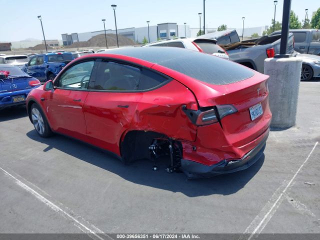 Photo 2 VIN: 7SAYGDED3PF977553 - TESLA MODEL Y 