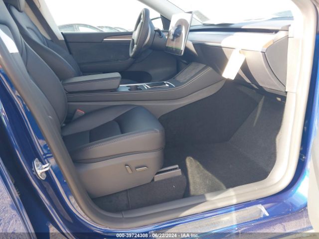 Photo 4 VIN: 7SAYGDED3RF091395 - TESLA MODEL Y 