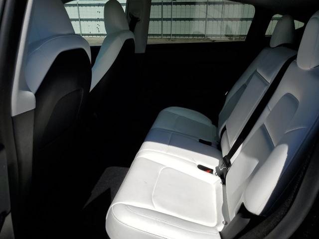 Photo 10 VIN: 7SAYGDED4PF909844 - TESLA MODEL Y 