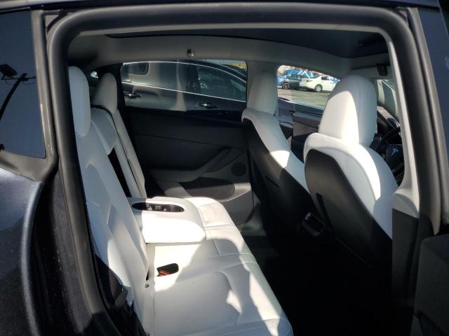 Photo 9 VIN: 7SAYGDED4RF051925 - TESLA MODEL Y 