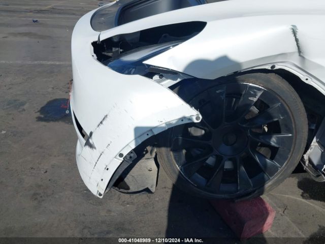 Photo 5 VIN: 7SAYGDED5PF941508 - TESLA MODEL Y 