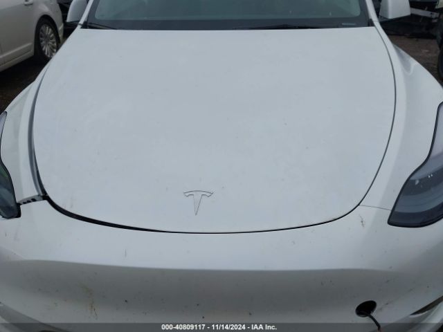 Photo 9 VIN: 7SAYGDED5RA333553 - TESLA MODEL Y 