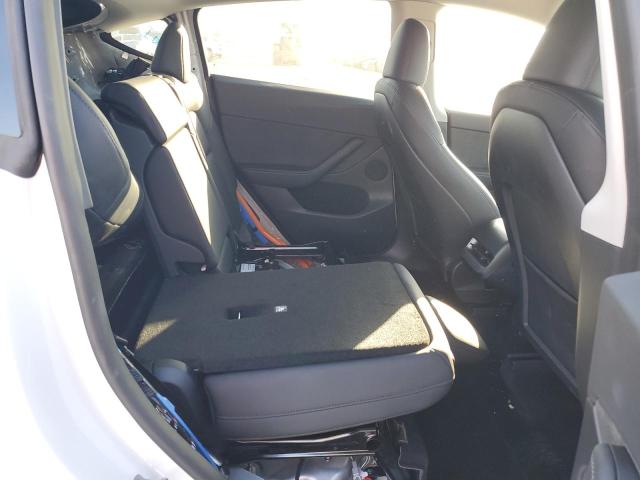 Photo 10 VIN: 7SAYGDED5RF017511 - TESLA MODEL Y 