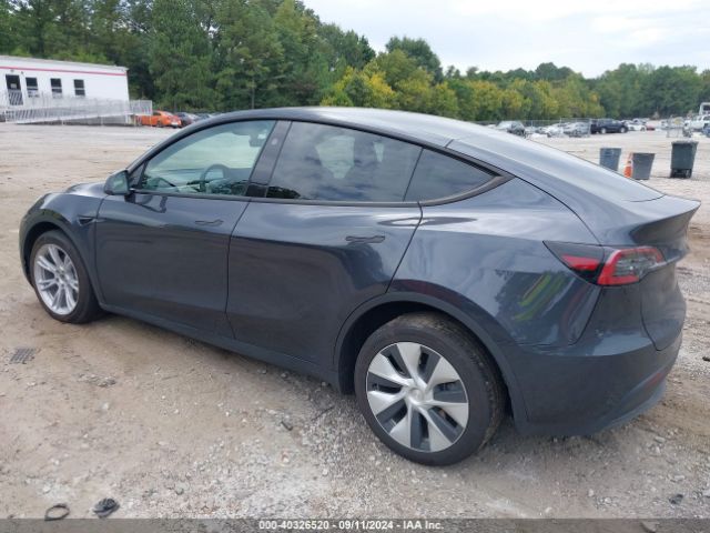 Photo 2 VIN: 7SAYGDED5RF095609 - TESLA MODEL Y 