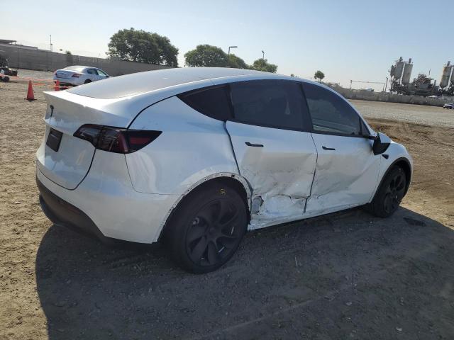 Photo 2 VIN: 7SAYGDED7RF097569 - TESLA MODEL Y 