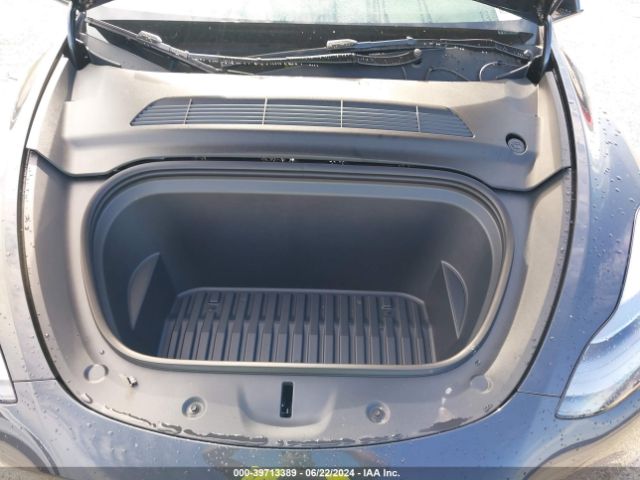 Photo 9 VIN: 7SAYGDED8RF091327 - TESLA MODEL Y 