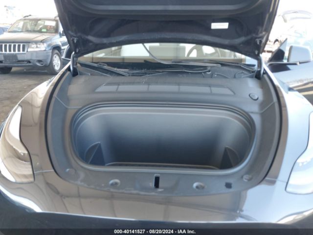 Photo 9 VIN: 7SAYGDEDXRF048124 - TESLA MODEL Y 