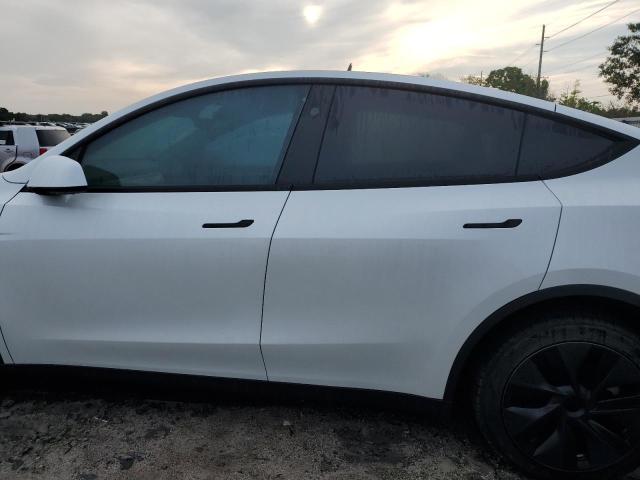 Photo 12 VIN: 7SAYGDEDXRF129365 - TESLA MODEL Y 