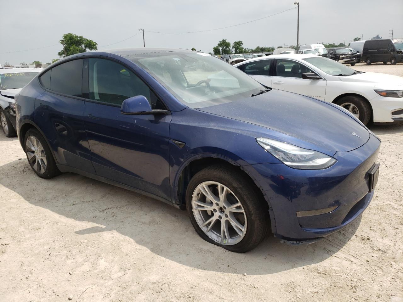 Photo 3 VIN: 7SAYGDEE0NA003919 - TESLA MODEL Y 