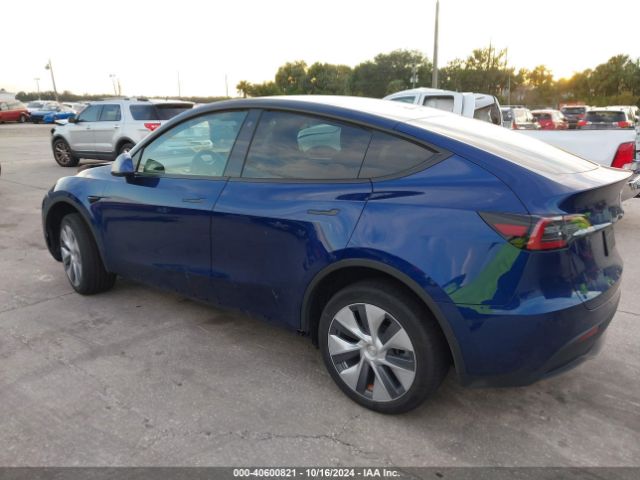 Photo 2 VIN: 7SAYGDEE0NA004990 - TESLA MODEL Y 