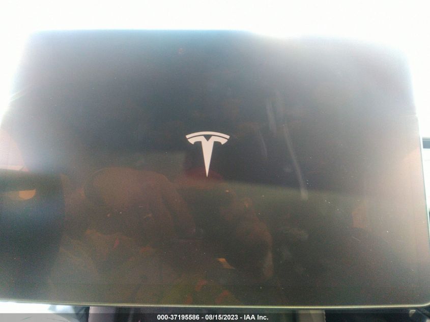 Photo 15 VIN: 7SAYGDEE0NA010286 - TESLA MODEL Y 