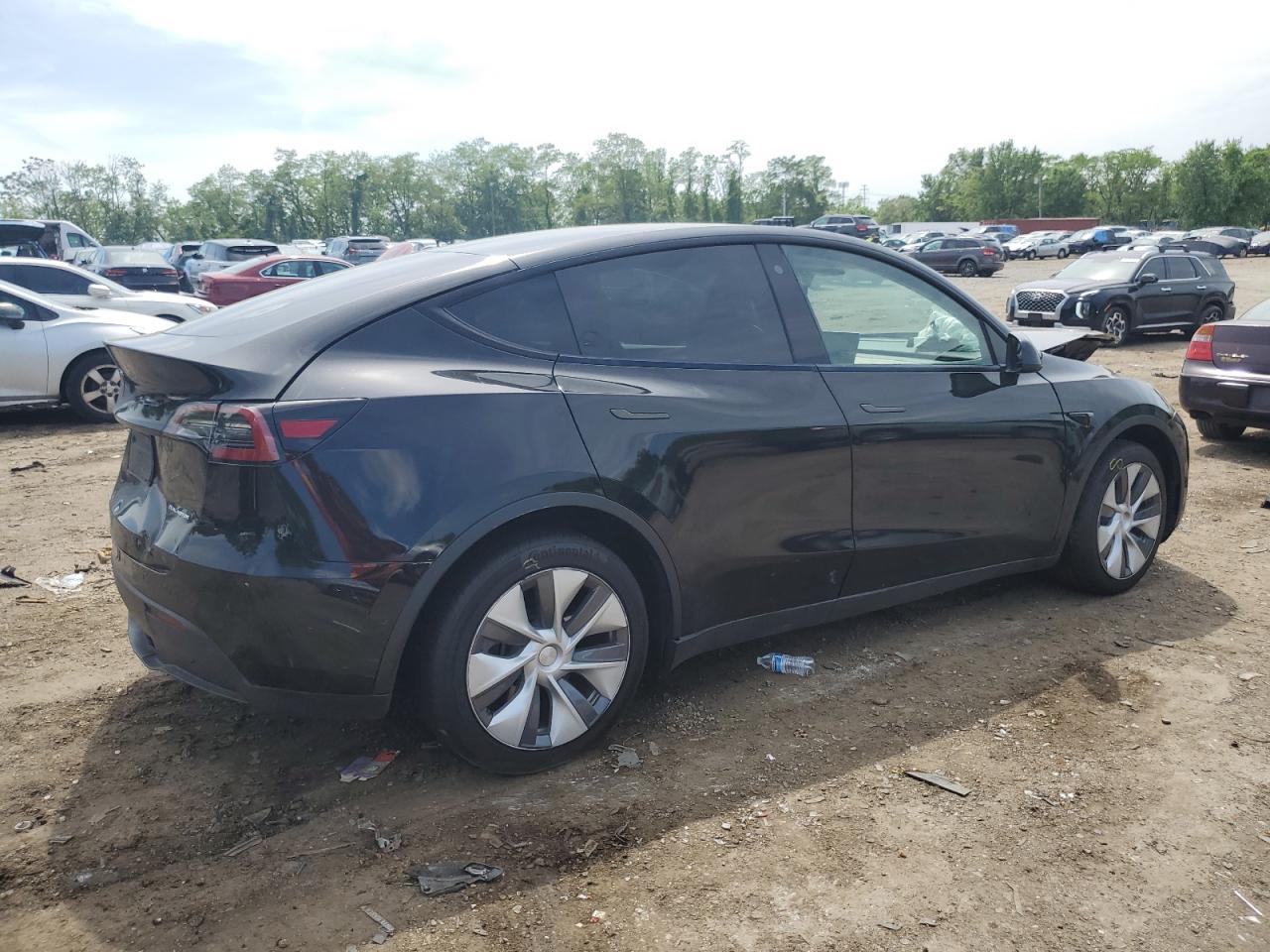 Photo 2 VIN: 7SAYGDEE0NA014984 - TESLA MODEL Y 