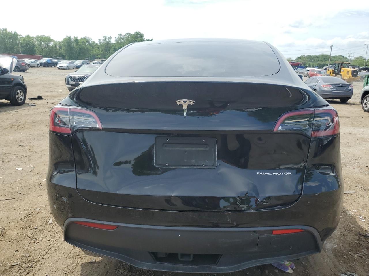 Photo 5 VIN: 7SAYGDEE0NA014984 - TESLA MODEL Y 