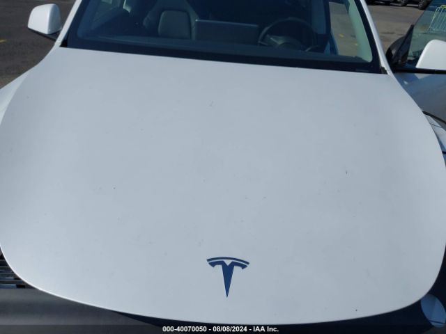 Photo 9 VIN: 7SAYGDEE0NA022857 - TESLA MODEL Y 