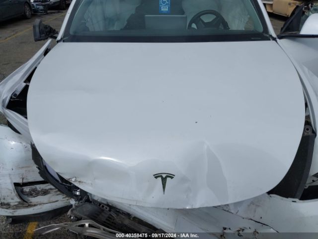 Photo 9 VIN: 7SAYGDEE0NF329786 - TESLA MODEL Y 