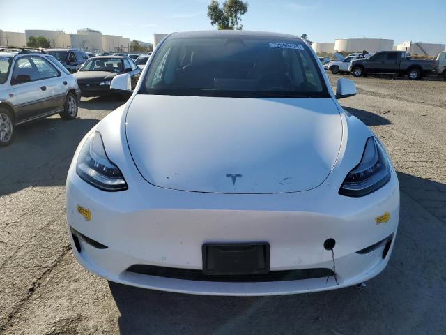 Photo 4 VIN: 7SAYGDEE0NF360312 - TESLA MODEL Y 