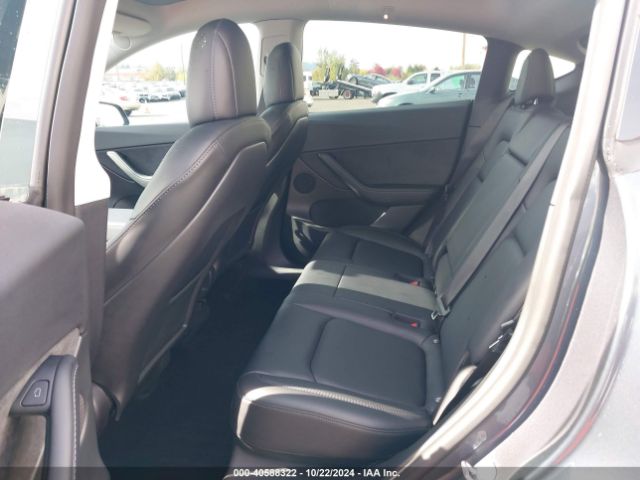 Photo 7 VIN: 7SAYGDEE0NF407564 - TESLA MODEL Y 