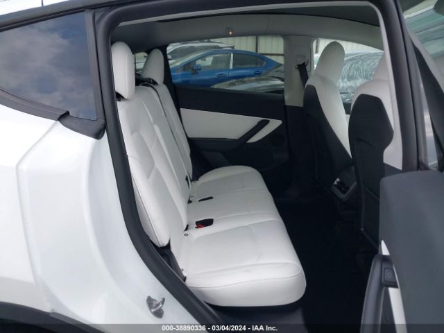 Photo 7 VIN: 7SAYGDEE0NF445201 - TESLA MODEL Y 